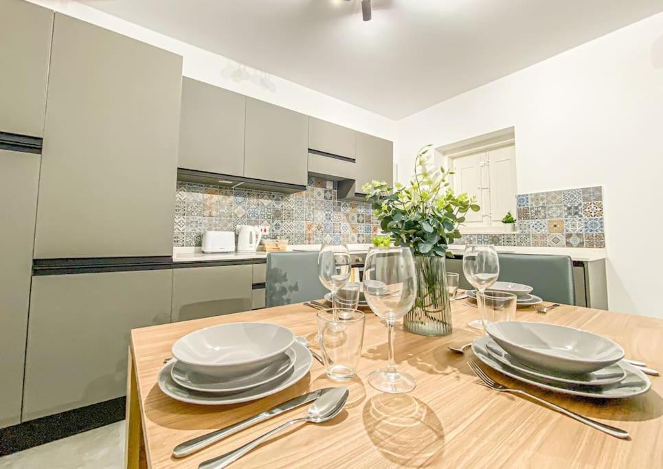 דירות Designer Duplex Penthouse In Floriana מראה חיצוני תמונה