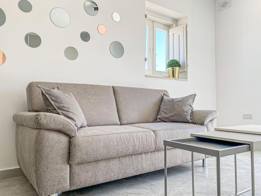 דירות Designer Duplex Penthouse In Floriana מראה חיצוני תמונה